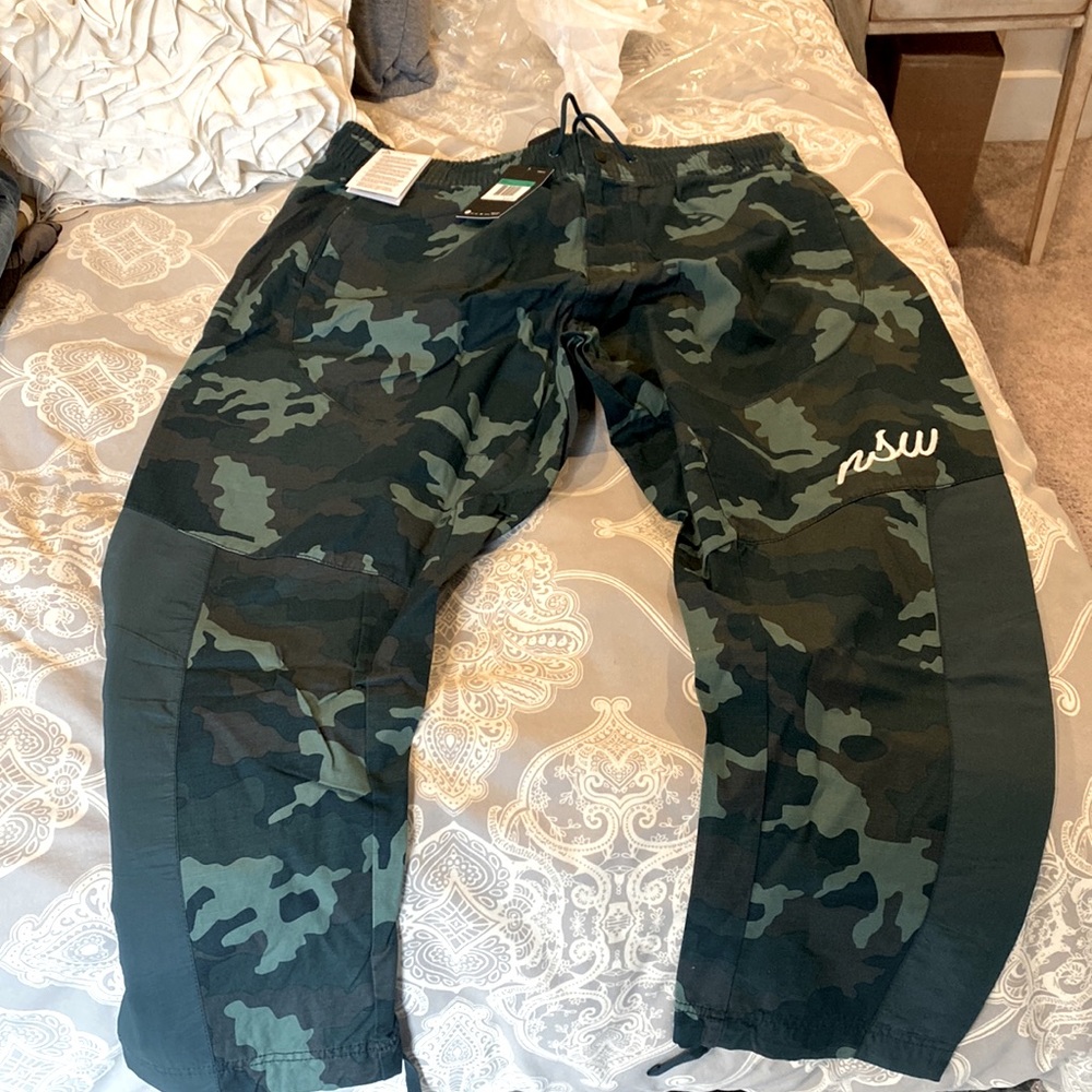 Nike Loose Fit Casual Pants XL